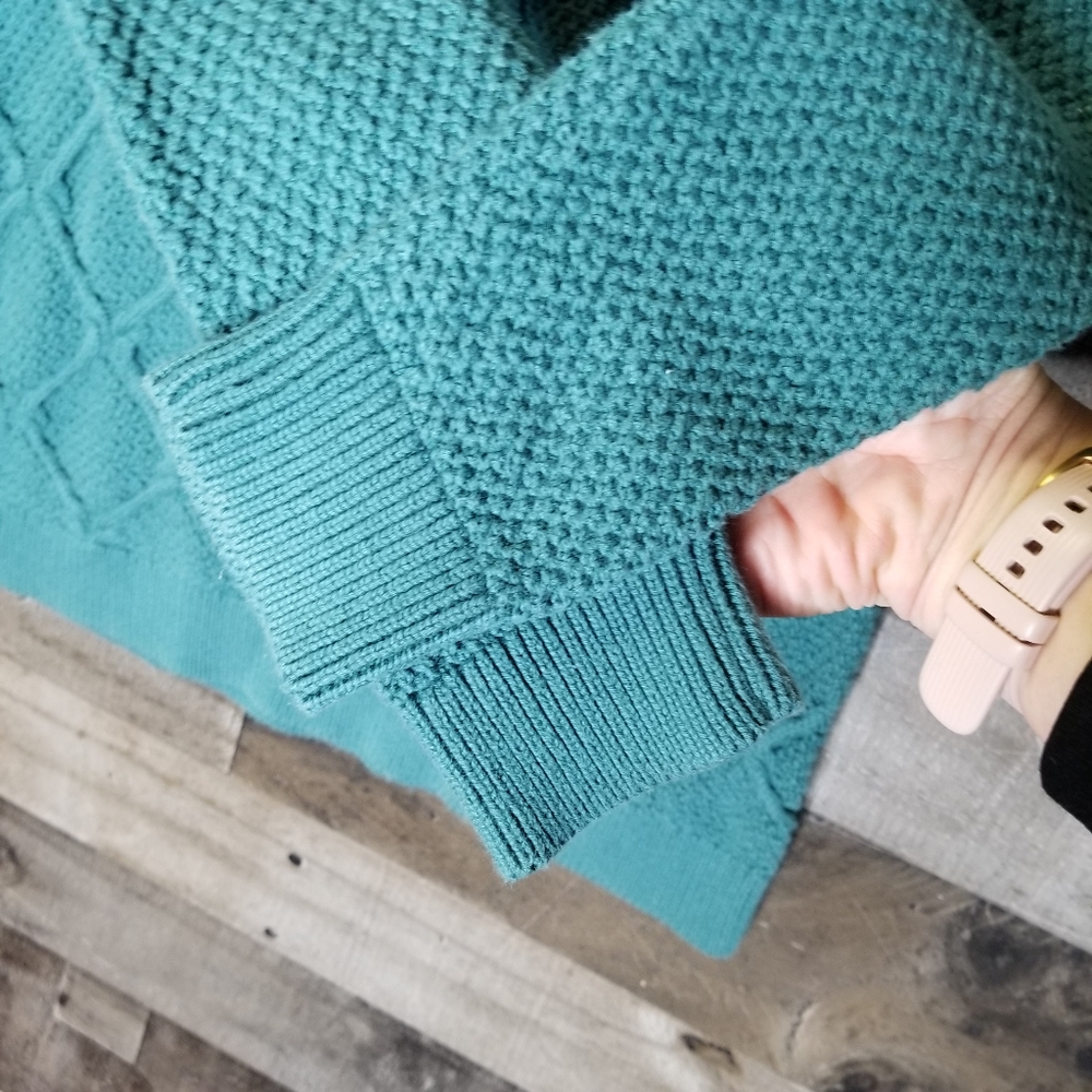 Loft sweater - Picture 7 of 8